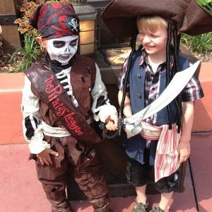 Meet your Posher, Joy